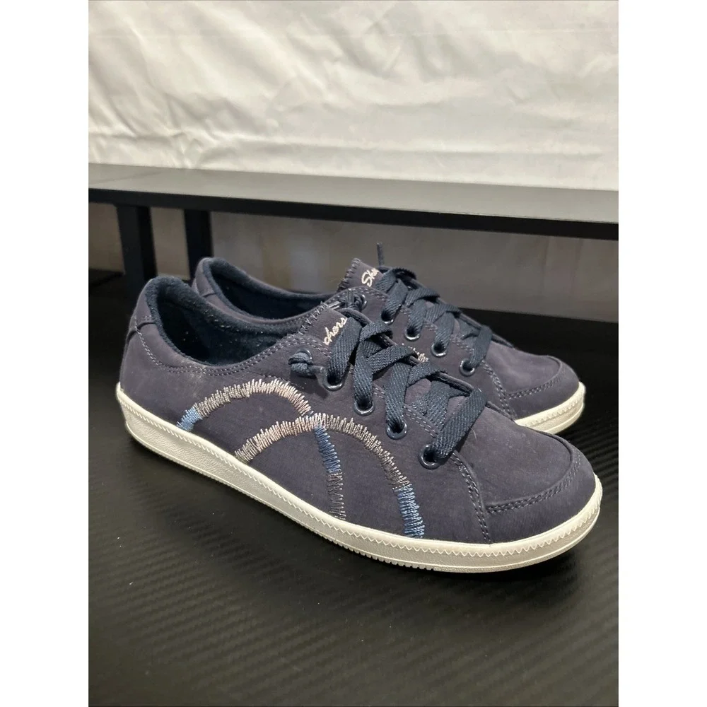 Skechers Madison Ave‎ Take A Walk Sneakers Size 7.5